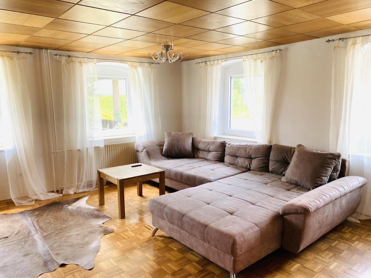 Ferienwohnung Ellenweiler Bis 15 P Friedrichshafen Exterior photo